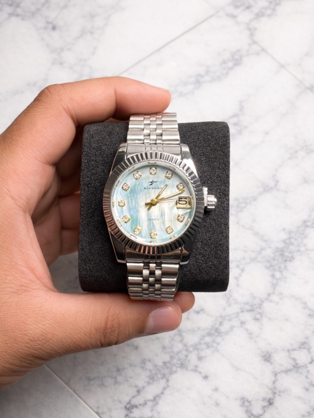 Ladies Watch with Mother-of-Pearl Dial